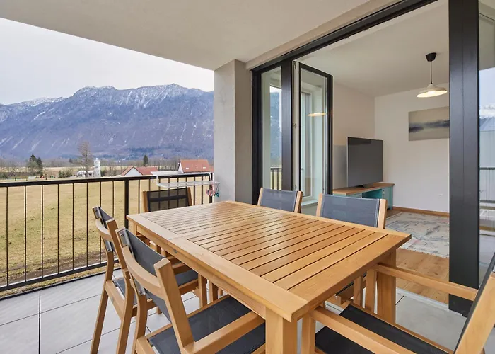 Svitnjak 아파트 *